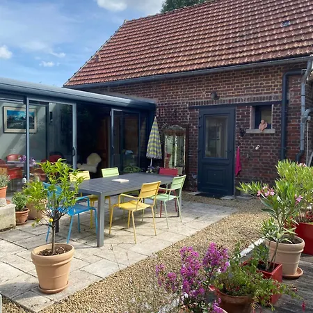 La Maison Angele Bed & Breakfast *