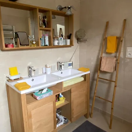 La Maison Angele Bed and breakfast Caisnes