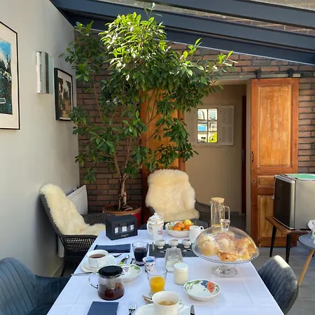Bed & Breakfast La Maison Angele 3*